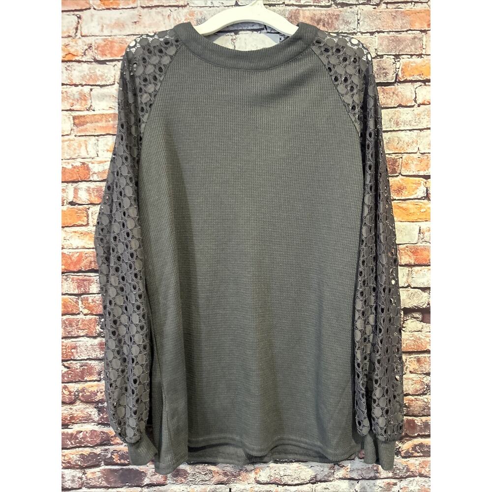 Miholl NEW gray long sleeve waffled shirt Top lace women's size medium